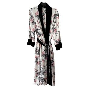 🌴 Morgan Taylor White Satin Floral Print Black Velvet Trim Long Sleeve Maxi Robe